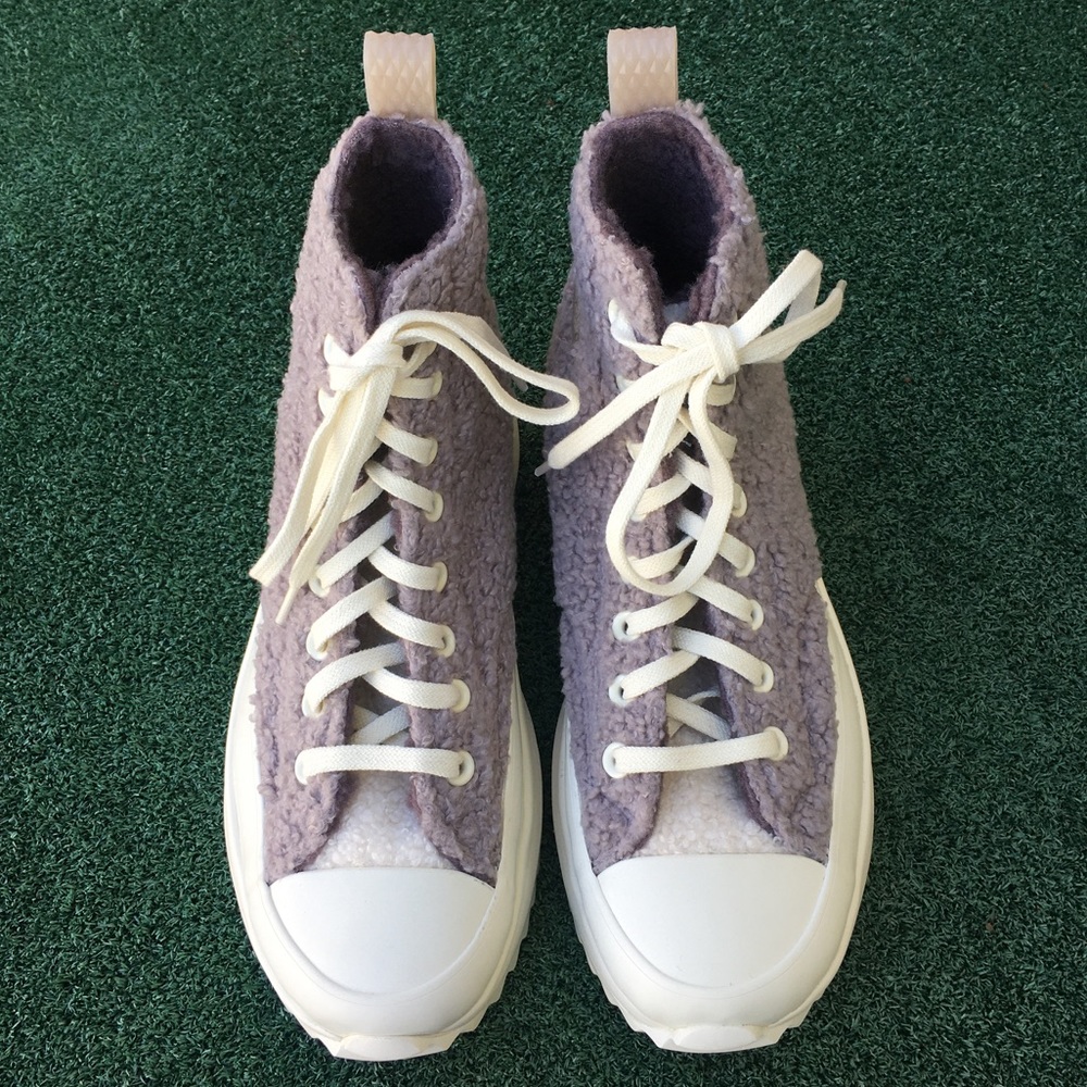 NWT Converse CTAS Faux Shearling Run Star Hike Platform High Top Sneaker Purple - Picture 2 of 13